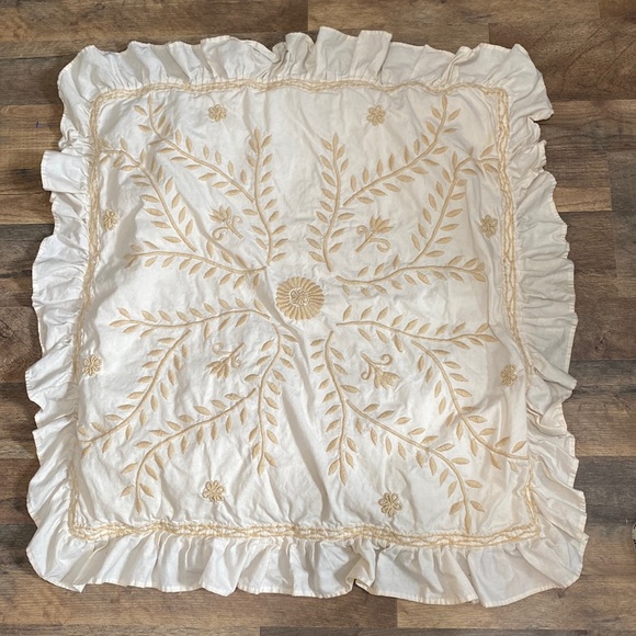 Pottery Barn Accents Pottery Barn Ivory Cream Embroidered Ruffle